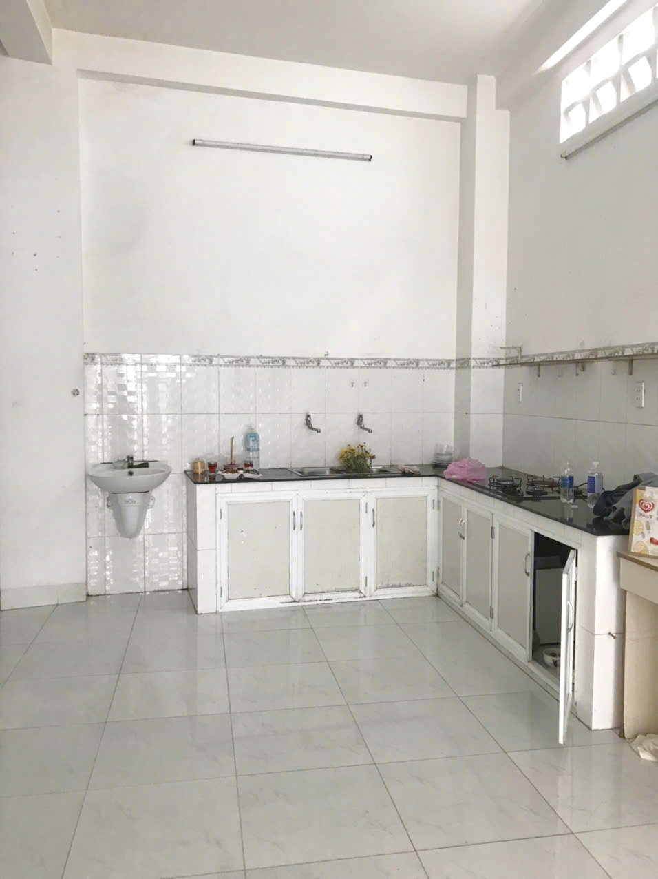 Nhà 3 tầng (157m2) hẻm cụt đường Văn Thân P8Q6. Giá: 4.5 tỷ - Ảnh 2