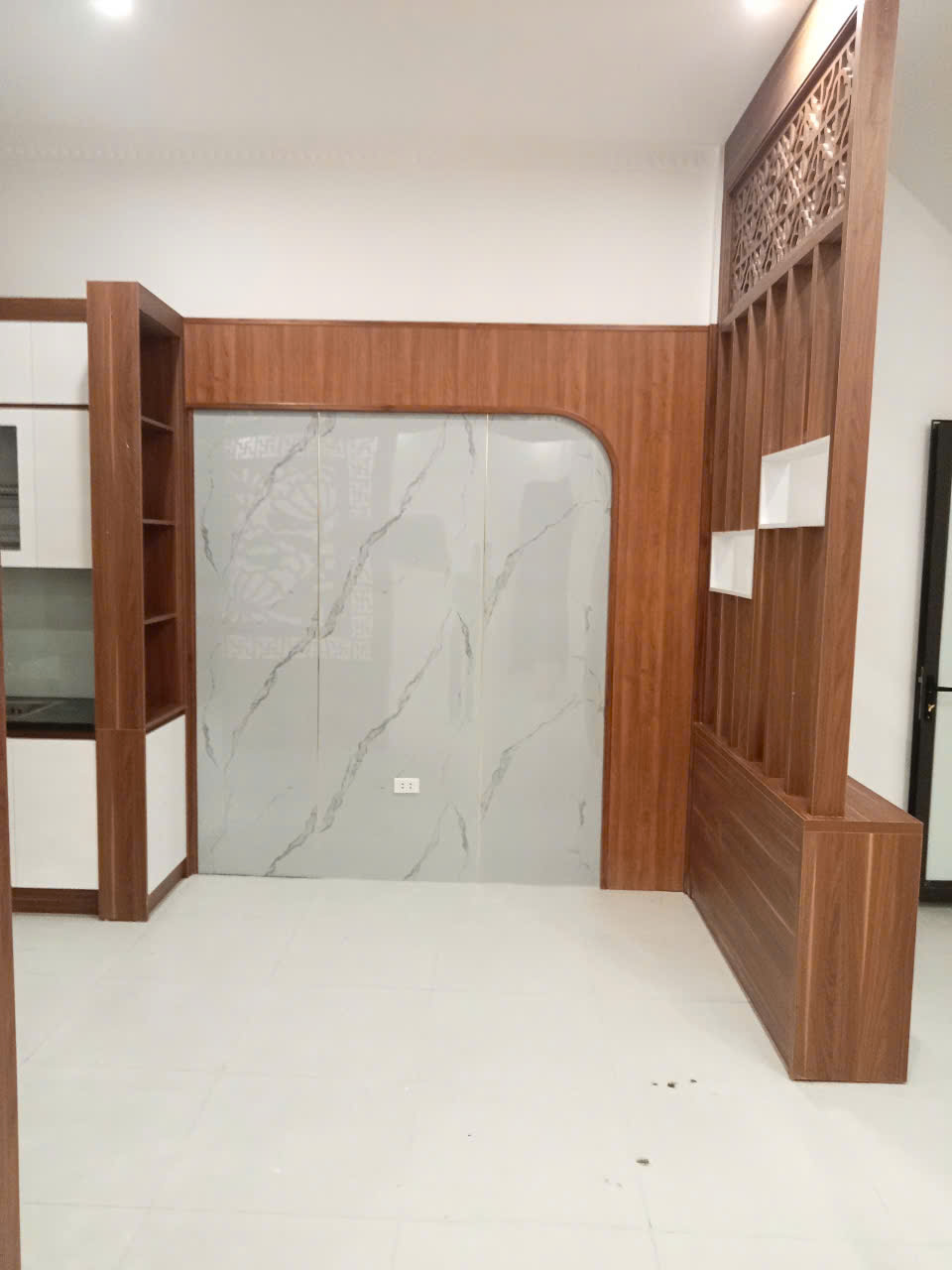 Bán nhà Ngọc Thụy, nhà đẹp ở luôn, 58m2, 8.2 tỷ - Ảnh 1