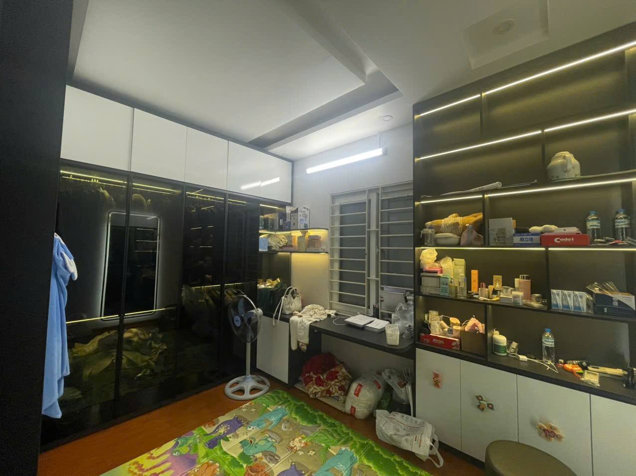 Bán nhà mặt phố Ấu Triệu, 80m2, 72.5 tỷ, kinh doanh siêu đỉnh, phù hợp xây khách sạn - Ảnh 2
