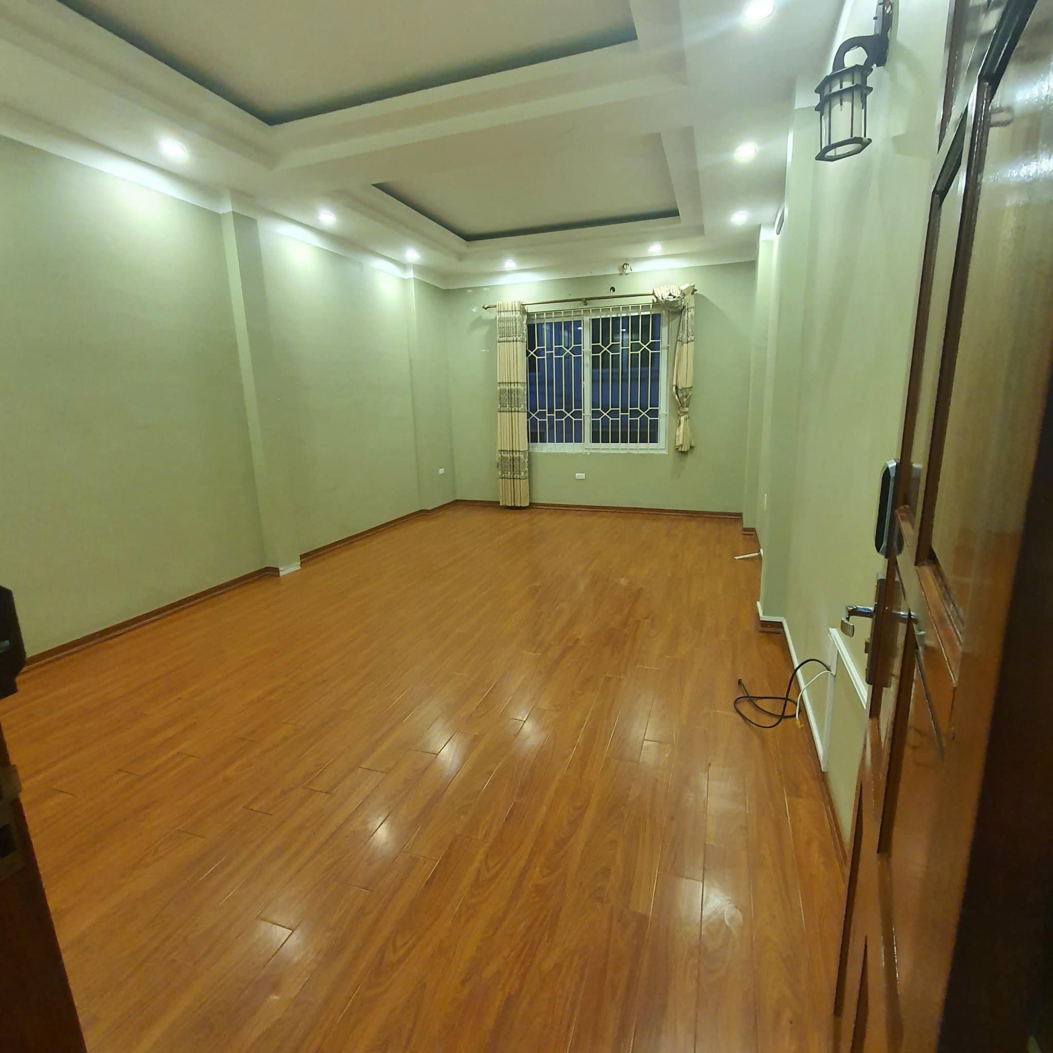 ⚜️ Bán Nhà Mặt phố Pháo Đài Láng, Đống Đa, 58m2 5T, MT 4m, Chỉ 15 Tỷ ⚜️ - Ảnh 2