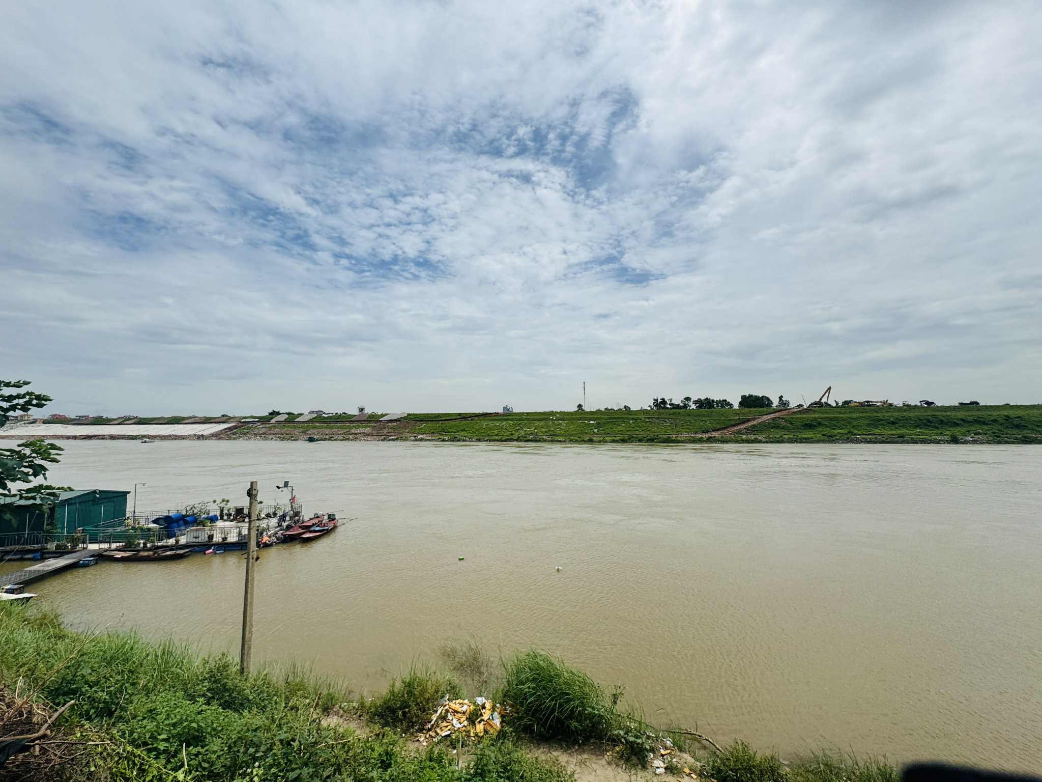 BÁN  LÔ ĐẤT FULL THỔ CƯ, 350M2, MT15M,  23 TỶ  NGỌC THỤY LONG BIÊN, VIEW SÔNG - Ảnh 1
