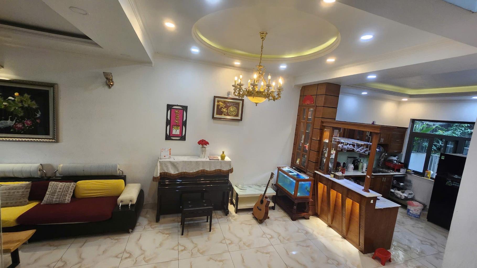 Ngay trục xuyên tâm Lê Văn Sỹ - Quận 3 - sát mặt tiền - 50m2 - ngang 4m – 3 tầng - vuông A4 - 6.4 tỷ - Ảnh 2
