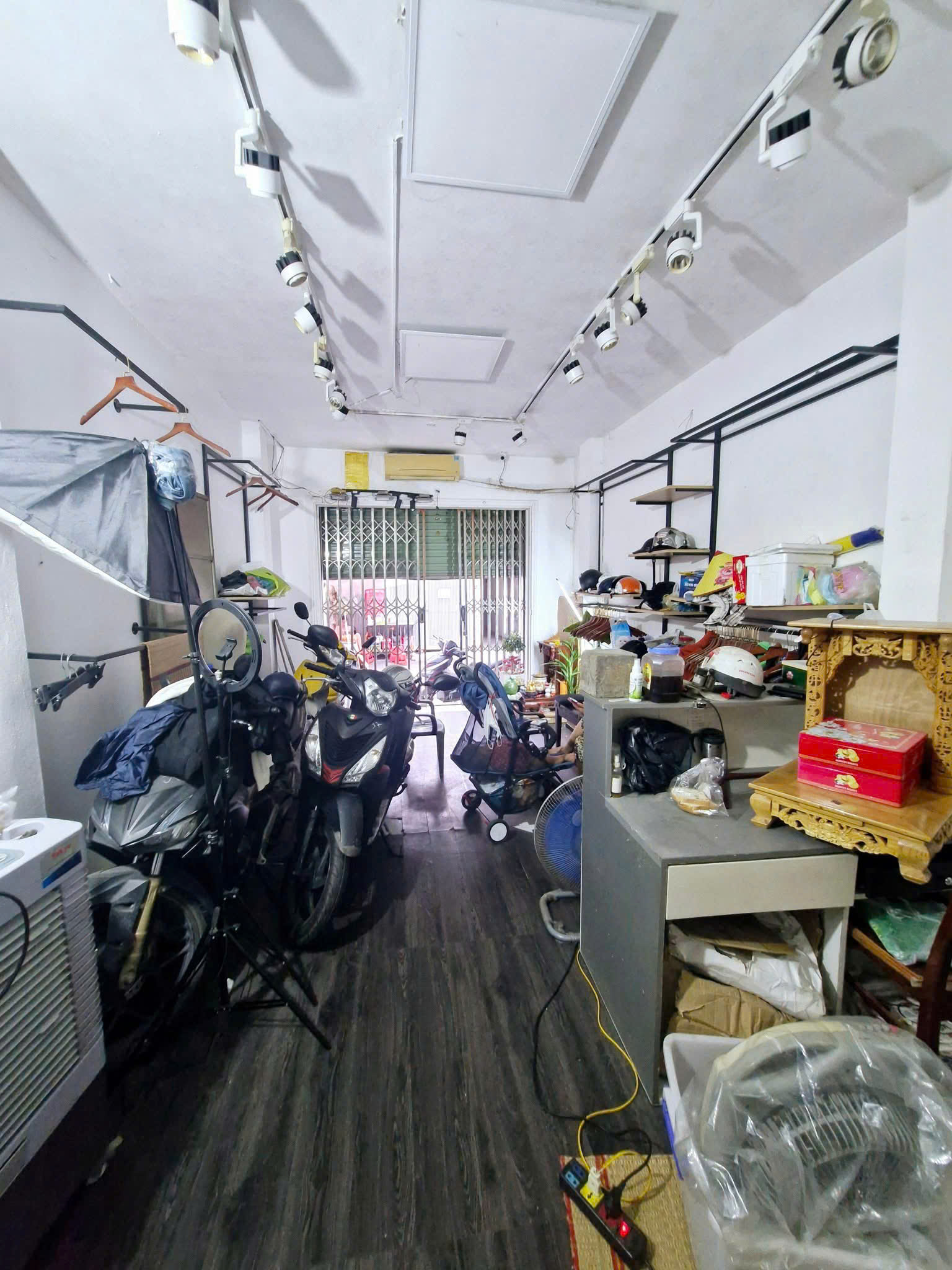 MẶT PHỐ ĐÔNG CÁC KINH DOANH - Ô TÔ TRÁNH 31m2 5 tầng mặt tiền 3.9m Giá 15.9 tỷ - Ảnh 1
