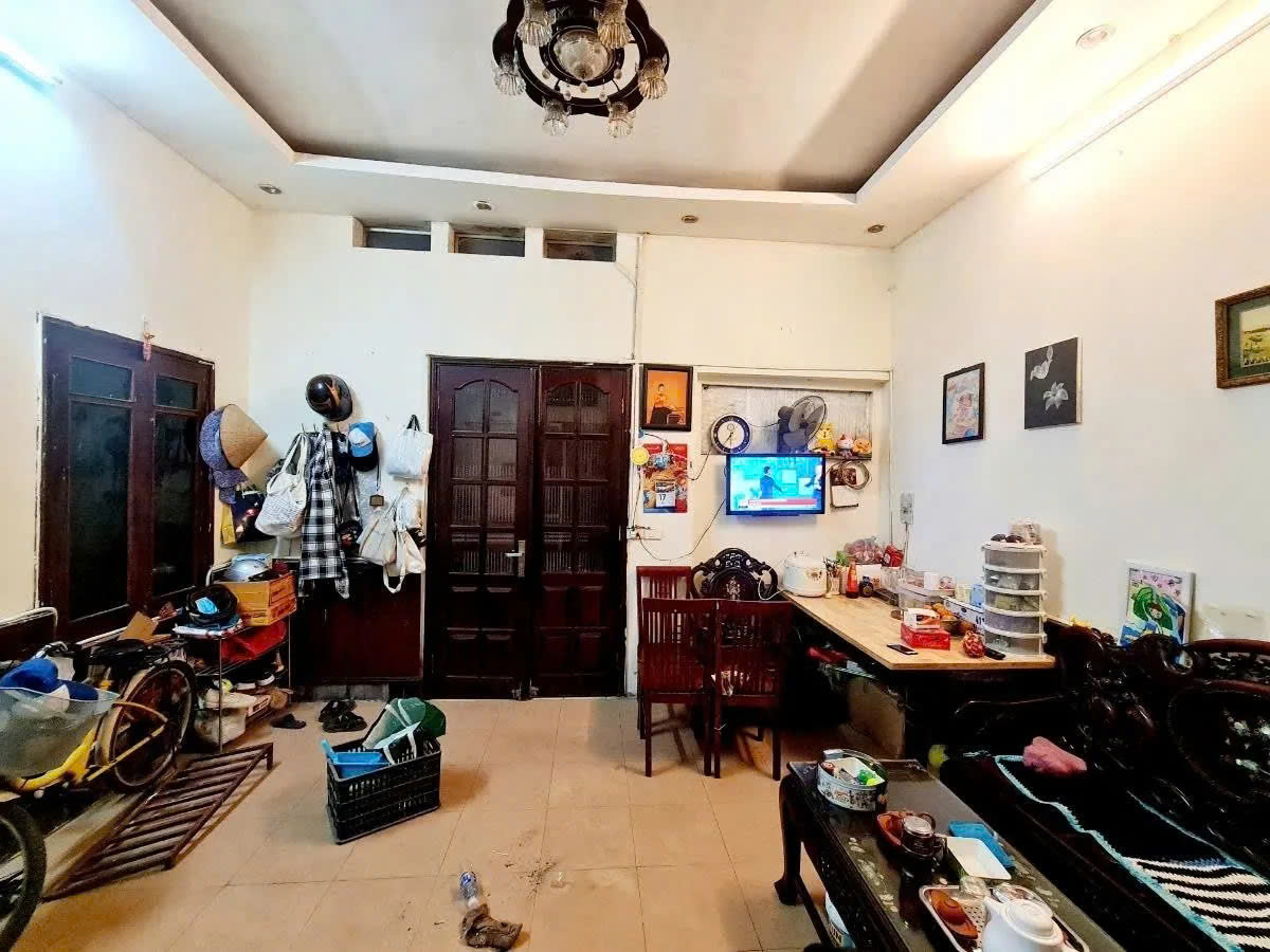 BÁN NHÀ NGUYỄN TRÃI, THANH XUÂN. 40m2, MẶT TIỀN HƠN 5m. SIÊU PHẨM 7,5 TỶ. - Ảnh chính