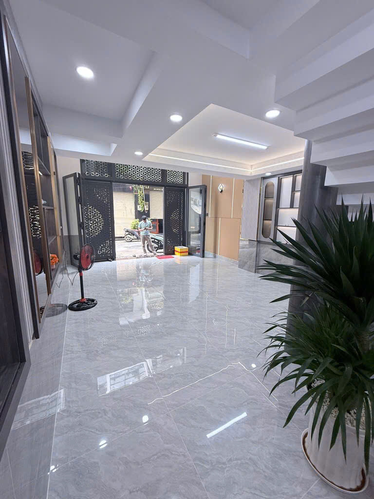 BÁN NHÀ PHỐ PHƯỜNG THẠNH XUÂN QUẬN 12 NHỈNH 6 TỶ- 4 TẦNG DT 100M2 (5x20) HXH 7M<br><br>☘️Diện tích ngang - Ảnh 2
