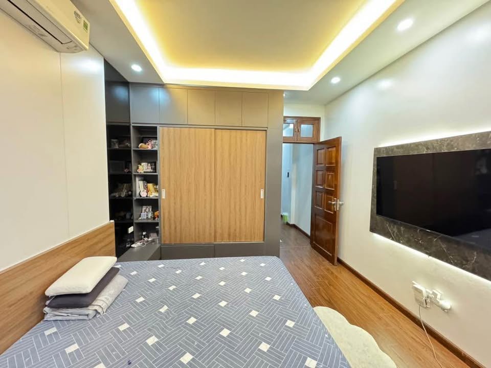 BÁN NHÀ 3 TẦNG, HẺM XE HƠI, NGAY NGÃ SÁU CỘNG HÒA -  QUẬN 10, 4.1x12m, GIÁ 10.9 TỶ - Ảnh chính