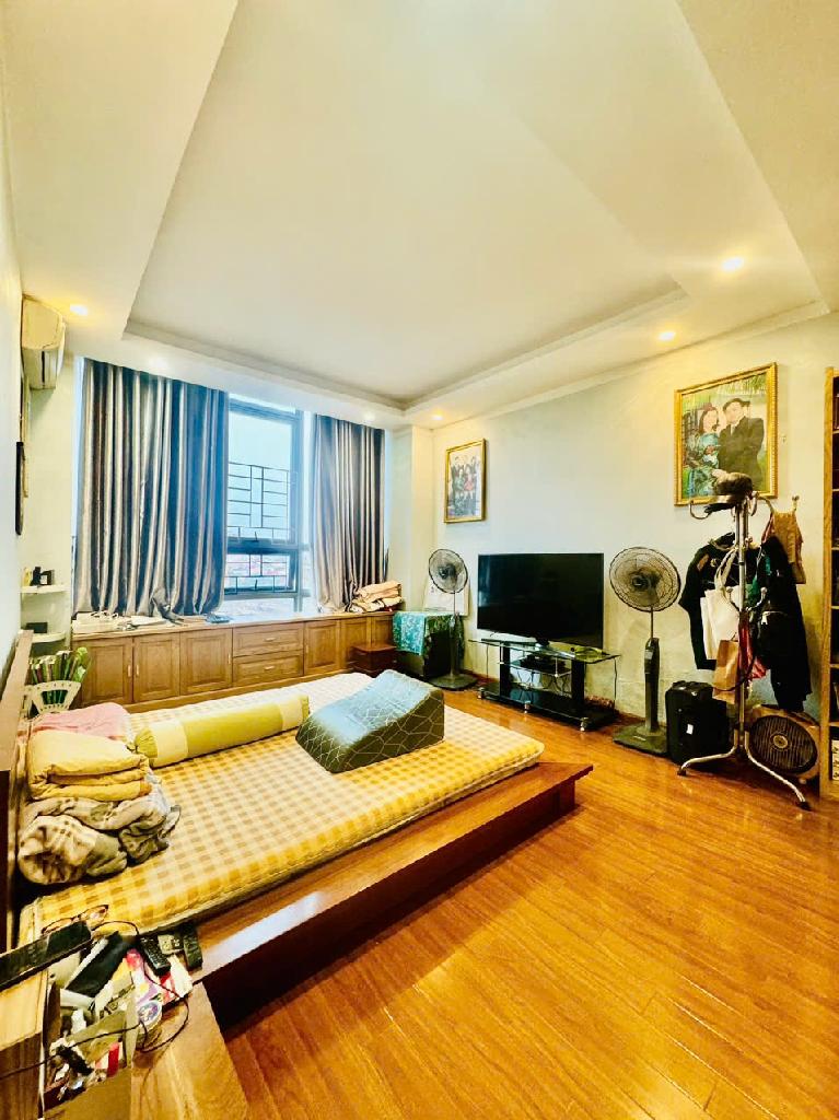 Bán CC 326 Lê Trọng Tấn, Dt 152m2, 3N2VS, Nội thất đẹp, Giá 9,6 tỷ - Ảnh 1