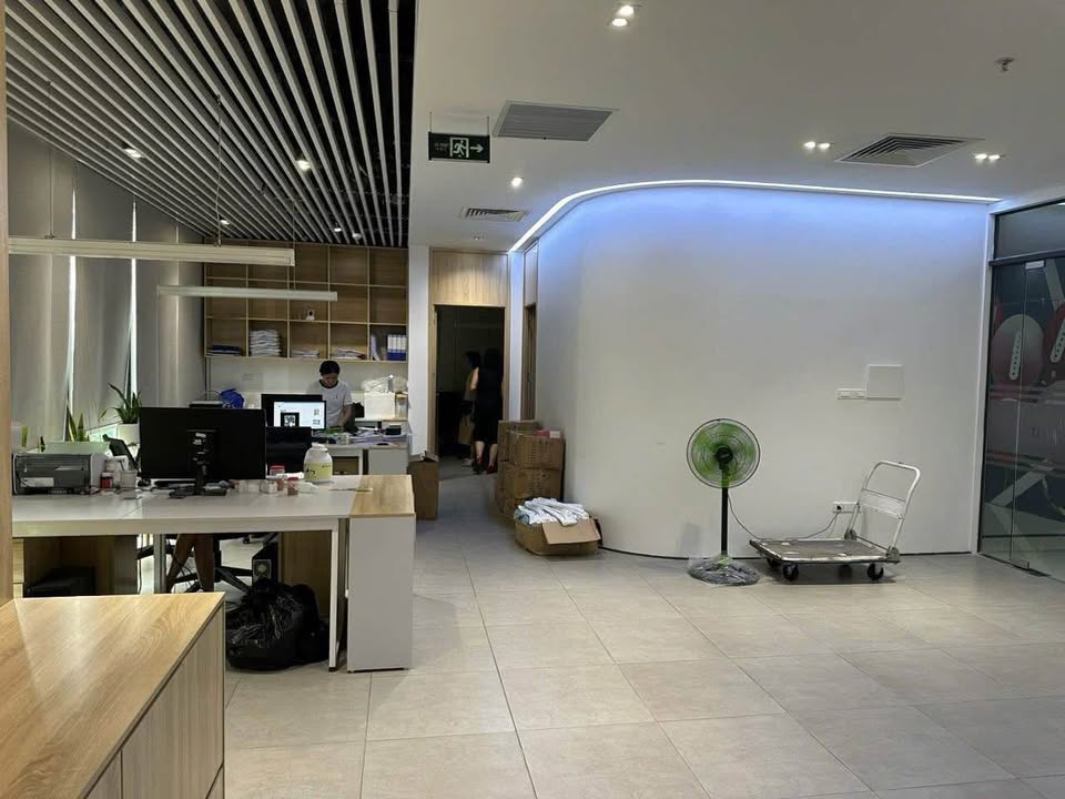 BÁN GẤP NHÀ MẶT PHỐ NGUYỄN THỊ ĐỊNH, 9 TẦNG THANG MÁY_DT 100M2, 9TẦNG, MT 6M, 50 TỶ - Ảnh 2