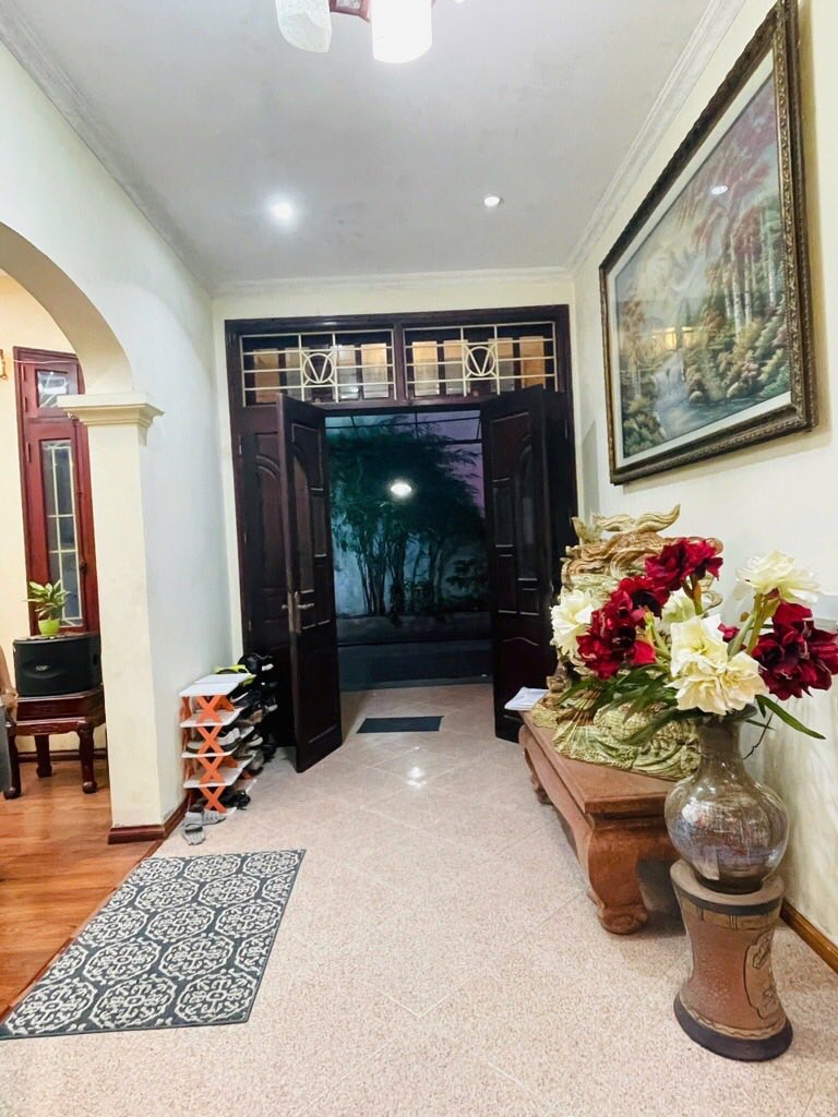 Bán đất tặng nhà Đào Tấn, diện tích rộng, mặt tiền 6m, chỉ 20 tỷ - Ảnh 2