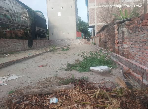 Không có lô nào rẻ hơn ạ.<br>Đất Bắc Hồng, 180m2, mt8.7m, 8.4 tỷ, Đông Anh. - Ảnh chính