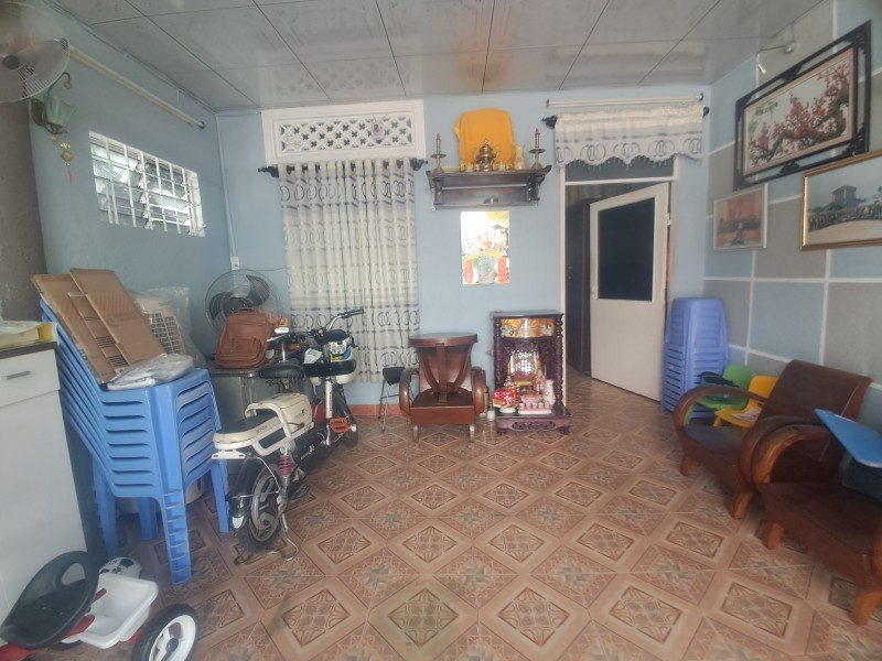 # Nhà MT đường 5.5m Giang Văn Minh gần Trưng Nữ Vương, 70m2, ngang 4.3m, C4, 4.5 tỷ - Ảnh chính