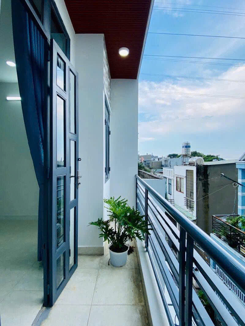 NHÀ MỚI VÀO Ở NGAY PHƯỜNG TÂN THỚI HIỆP QUẬN 12 CHỈ 4,3 TỶ- 3 TẦNG DT 41m2 (4,5x9)- HXH 6m<br><br>✅Diện - Ảnh 4