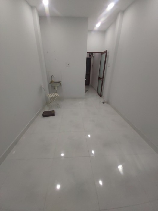 Nhà căn hộ dịch vụ đang cho thuê 17 triệu/tháng – 4 tầng – Hoàng Hoa Thám, Bình Thạnh – giá 5.5 tỷ - Ảnh 2