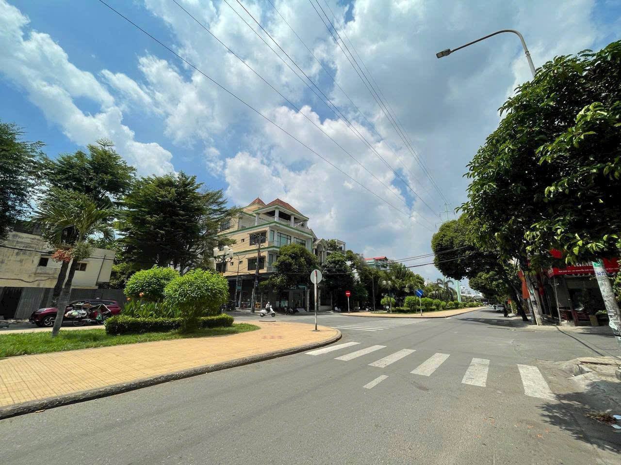 Bán nhà mặt phố 72m² – MTKD Nguyễn Thế Truyện, Q Tân Phú – 13,8 tỷ - Ảnh chính