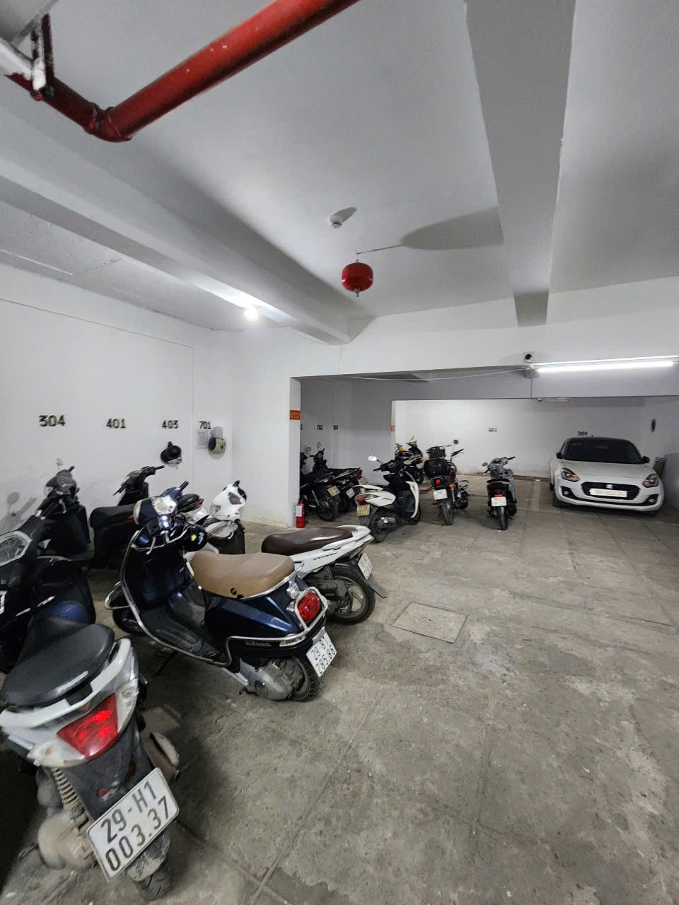 CHO THUÊ MẶT BẰNG HẦM 07 TRIỆU VIỆT VƯƠNG – VỊ TRÍ ĐẸP, PHÙ HỢP KINH DOANH THỜI TRANG - Ảnh 1
