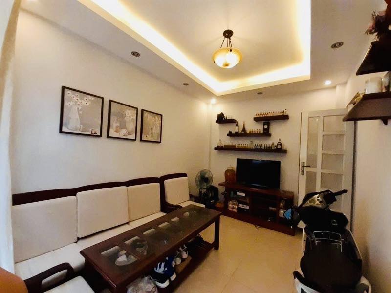 VỊ TRÍ Kd ĐỈNH - MẶT TIỀN LÔ GÓC -  GẦN CHỢ TÂN HƯƠNG - 68M - 2 TẦNG NHỈNH 8 - Ảnh 2