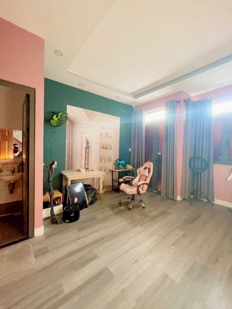 NHÀ BÁN ĐOÀN VĂN BƠ- HẺM THÔNG THOÁNG SẠCH SẼ- NHÀ MỚI FULL NỘI THẤT- THÔNG TỨ TUNG RA NHIỀU HƯỚNG; - Ảnh 1