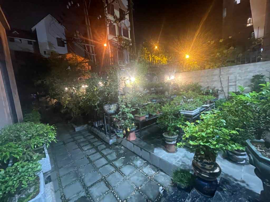biệt thự sân vườn Ngọc Thụy, 190m x 4 tầng, mặt tiền 7.6m, ôtô tránh, nở hậu - Ảnh 2