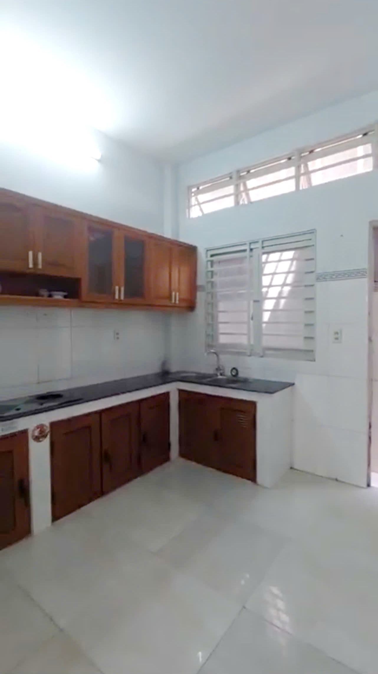 Nhà mới 2 tầng đường nội bộ 6m Phạm Văn Chí P7Q6. Giá 4.5 tỷ - Ảnh 2
