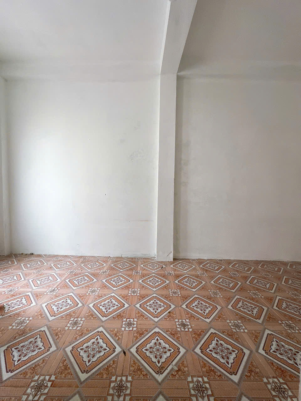 NHÀ CHÍNH CHỦ - GIÁ TỐT - Vị Trí Đẹp Tại Ngách 118, Ngõ 31 Nguyễn Cao, P. .Bạch Đằng, Q.Hai Bà Trưng - Ảnh 2