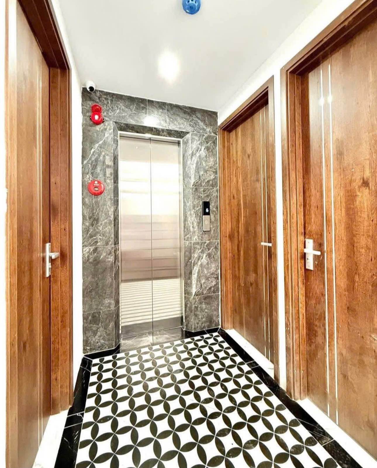 Bán tòa CCMN 7 tầng thang máy phố Đào Tấn, Ba Đình, 700tr / năm, ô tô qua nhà. Giá 22.5 tỷ - Ảnh 2