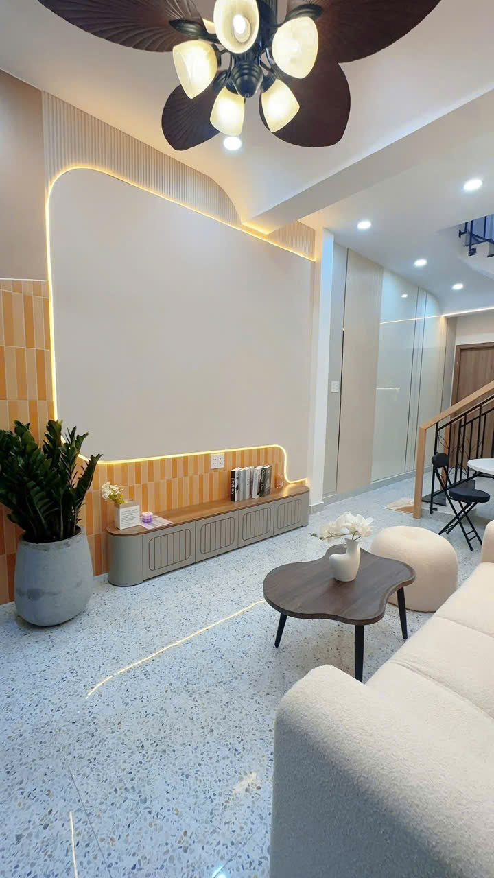 Siêu phẩm Giáp Quận 1- 4,65tỷ - Ảnh 2