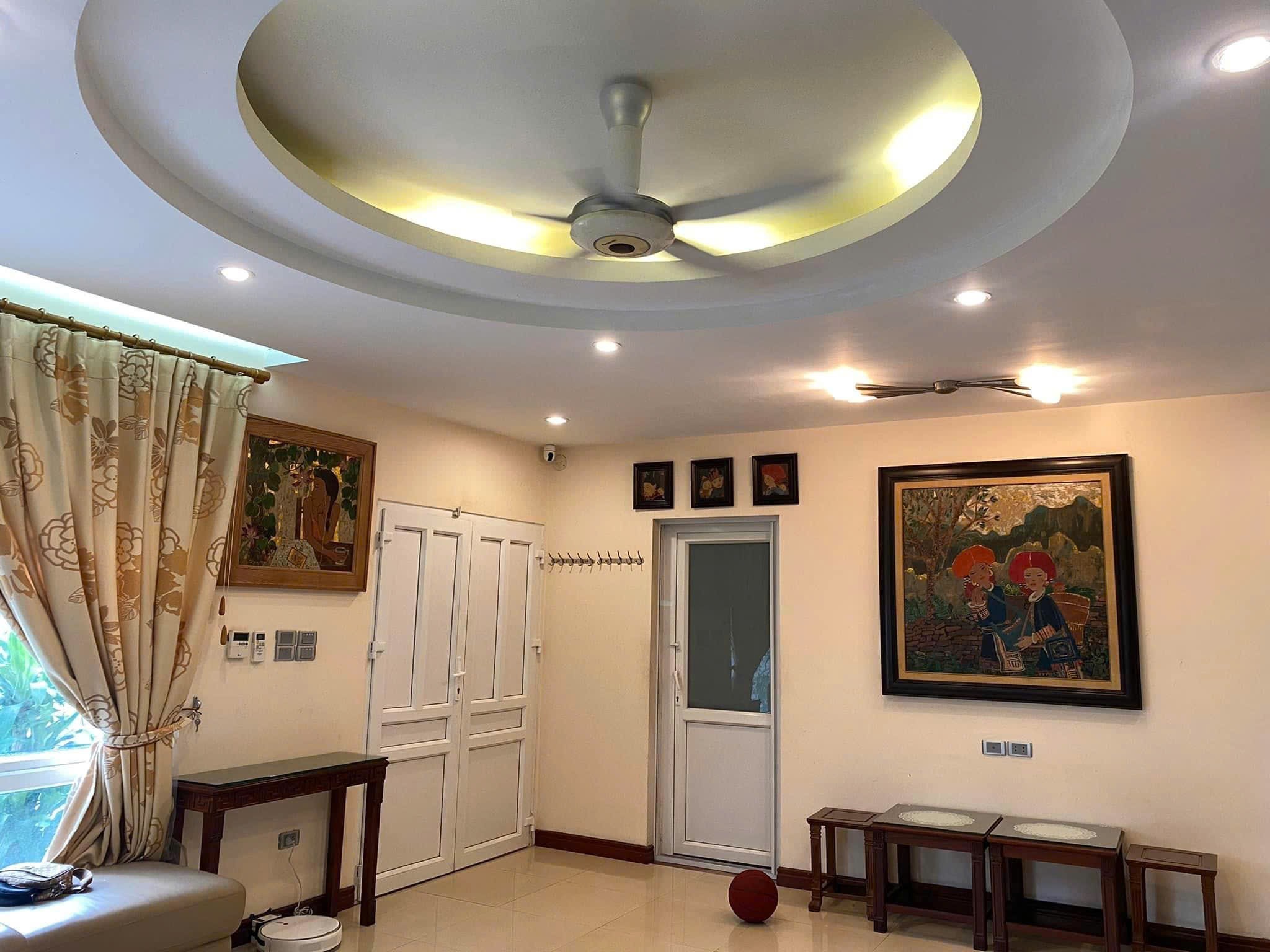 Cho thuê biệt thự Thành phố giao lưu, 200m2, 4 tầng, làm văn phòng, nhà ở. - Ảnh 1