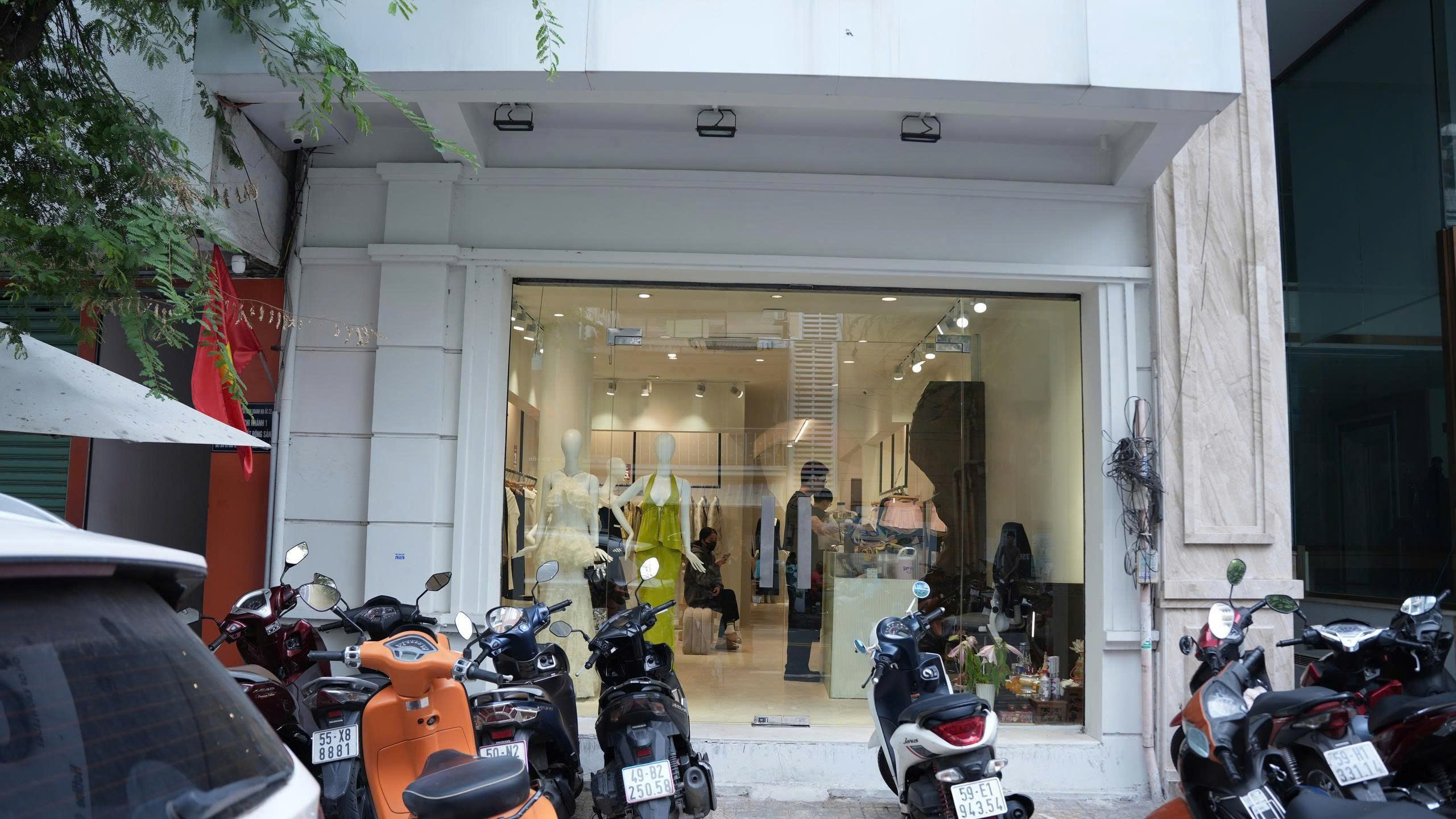 SANG NHƯỢNG GẤP MẶT BẰNG 4 TẦNG – VÕ VĂN TẦN, Q3 - Ảnh chính