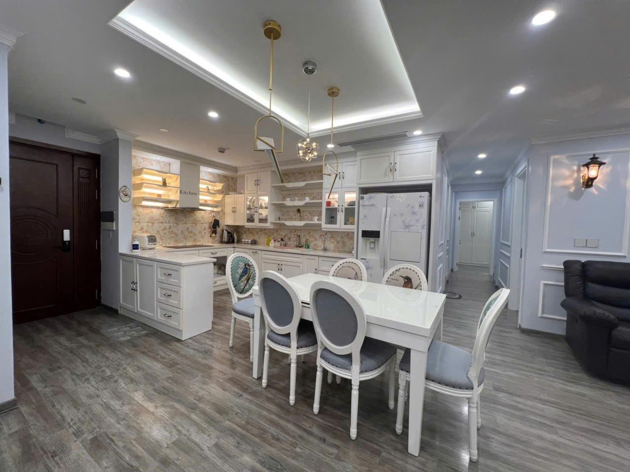 Cho thuê căn hộ cao cấp 130m2-3pn Tân Hoàng Minh 36 Hoàng Cầu - Ảnh chính