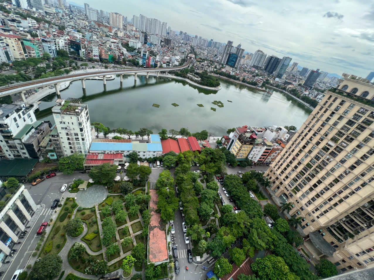 Cho thuê căn hộ cao cấp 130m2-3pn Tân Hoàng Minh 36 Hoàng Cầu - Ảnh 3