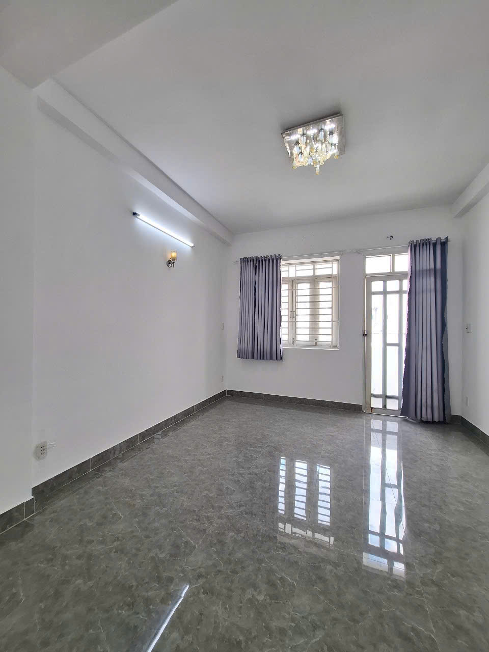 BÌNH TIÊN - Q6 - HẺM XE HƠI - 40M2 - 4 TẦNG BTCT 2PN 2WC - CHỈ 4.7 TỶ - Ảnh 3