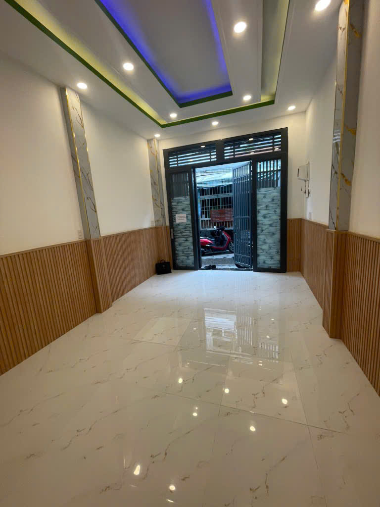 BÁN NHÀ MỚI GẦN MT CAO LỖ, QUẬN 8 - 2 TẦNG - ĐƯỜNG 3M - CHỈ 5.3 TỶ - VUÔNG VỨC, HOÀN CÔNG ĐỦ - Ảnh 1
