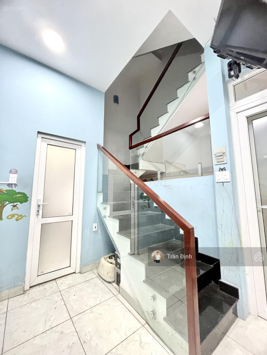 Bán nhà khu cư xá công an tại Bùi Đình Túy - thông số chuẩn đẹp - hẻm xe hơi quay đầu - Ảnh 4