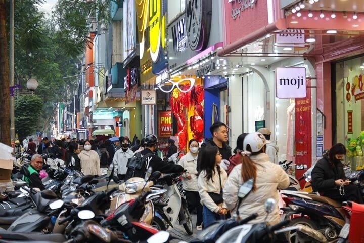 CHO THUÊ CỬA HÀNG MẶT PHỐ CHÙA BỘC - ĐỐI DIỆN TH SCHOOL - Ảnh 3