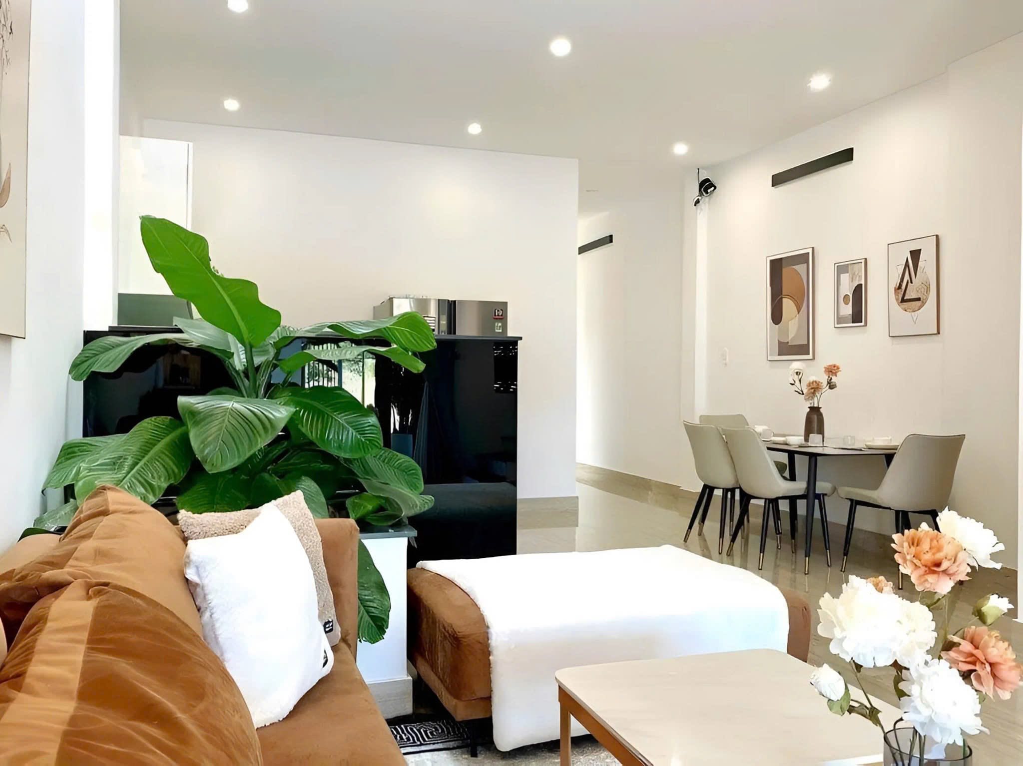 Nhà đẹp nằm trong dự án hưng long 3 chỉ 800 triệu - Ảnh 3