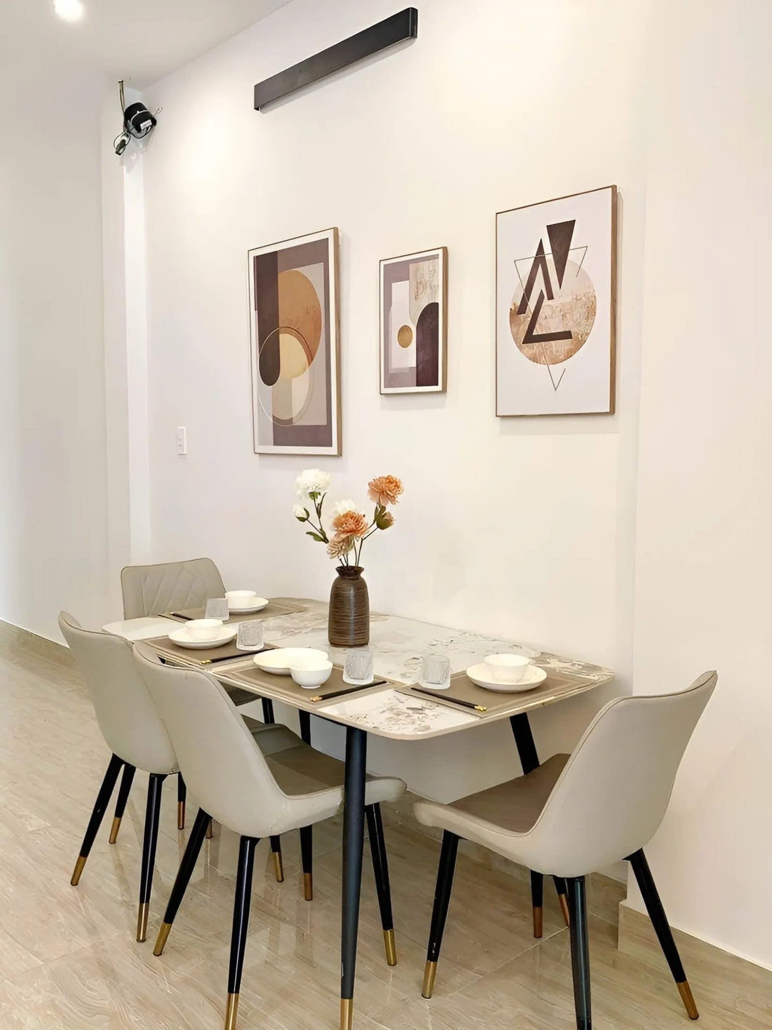 Nhà đẹp nằm trong dự án hưng long 3 chỉ 800 triệu - Ảnh 4