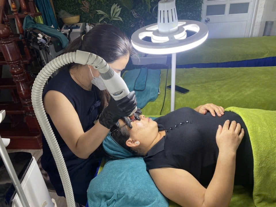 CHÍNH CHỦ CẦN SANG GẤP TIỆM SPA – VỊ TRÍ ĐẸP, TRANG THIẾT BỊ MỚI, GIÁ TỐT - Ảnh 1