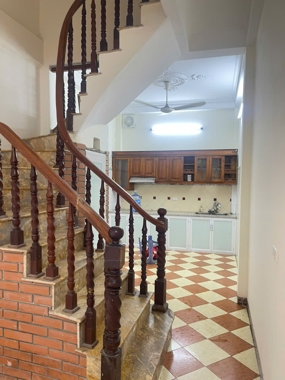 Chính chủ cho thuê lâu dài nhà 3,5 tầng, 5 ngủ,3WC,Ngõ 11 Phố Nguyễn An Ninh, Hoàng Mai,HN - Ảnh 1