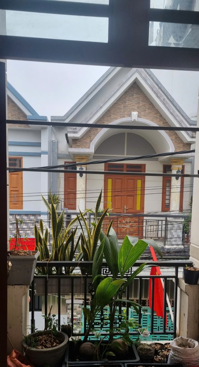Bán nhà 2 Tầng Dĩ An,1 sẹc Lê Hồng Phong,đường 2 ô tô,giá đầu tư,nhanh thì còn - Ảnh 3
