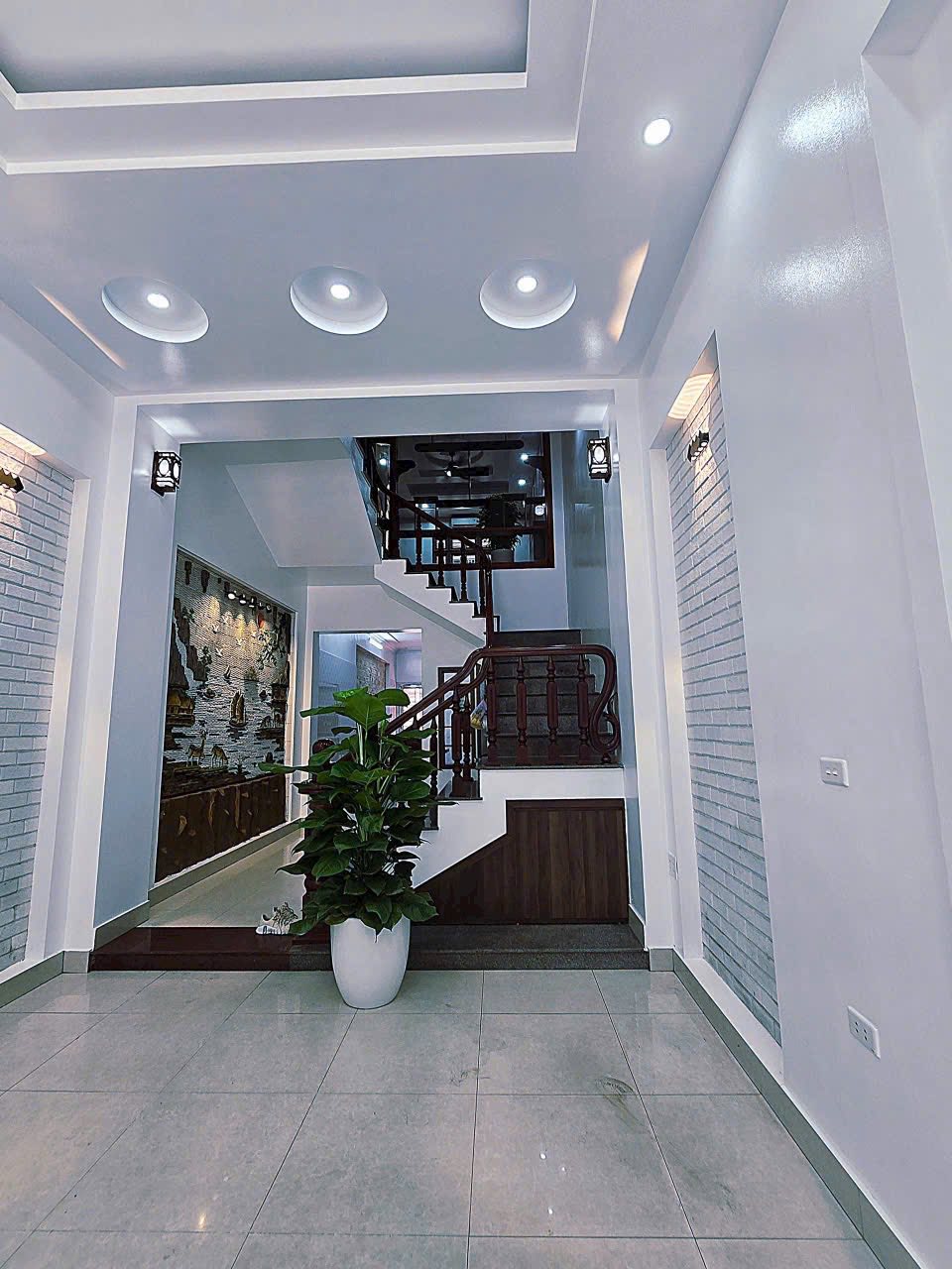 Bán nhà 4 tầng mặt phố Cao Bá Quát, Đông Nam Cường, TP HD, 72m2, mt 4m, 5 ngủ, 6.5 tỷ - Ảnh 2