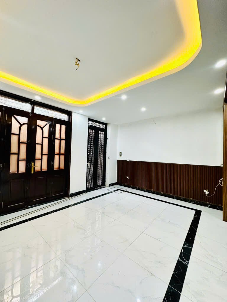 Quá hot trong khu vực, 10m ra ô tô, gần cầu Tứ Liên, chưa đến 8 tỷ - Ảnh 1