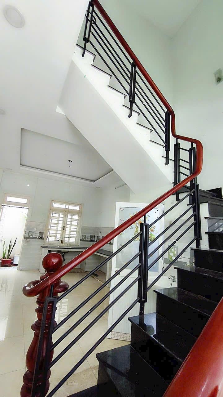 **Giá Chính Chủ 6Tỷ Nhỉnh_ Căn góc Hẻm 6m,4 Tầng An Dương Vương Thông Trần Phú Q5 - Ảnh 2