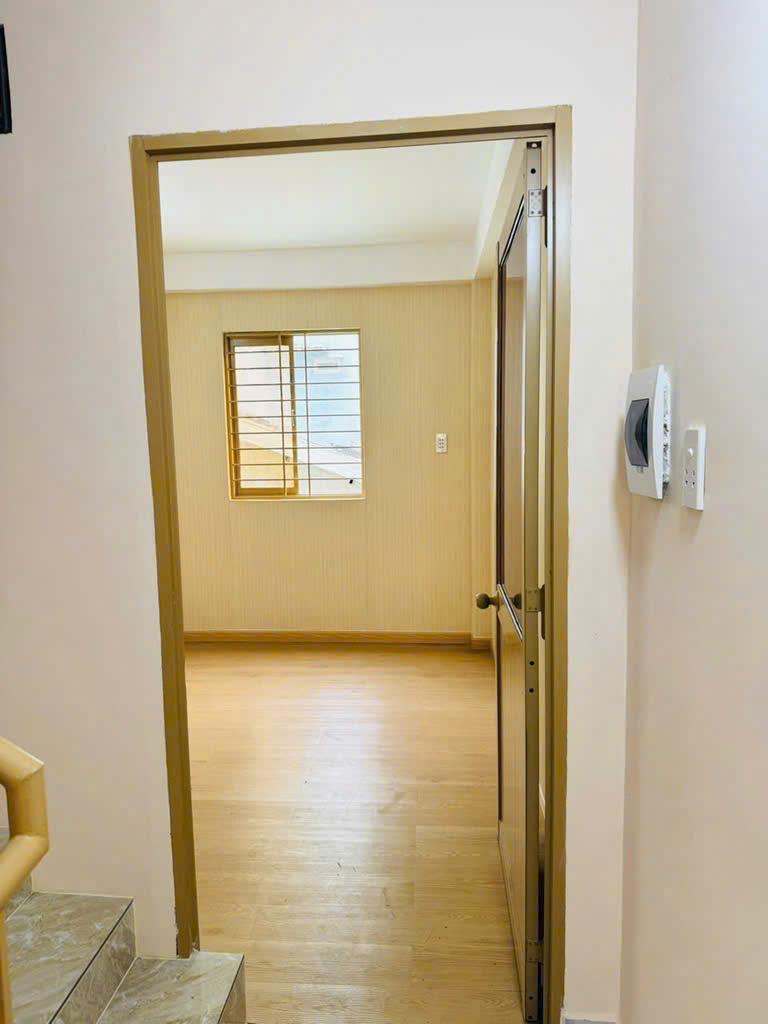***XÍU 7 Tỷ_Hẻm 4m,5 Tầng –Sát Mặt Tiền Nguyễn Trãi Q5 (3.6X9.5m) 6PN - Ảnh 4