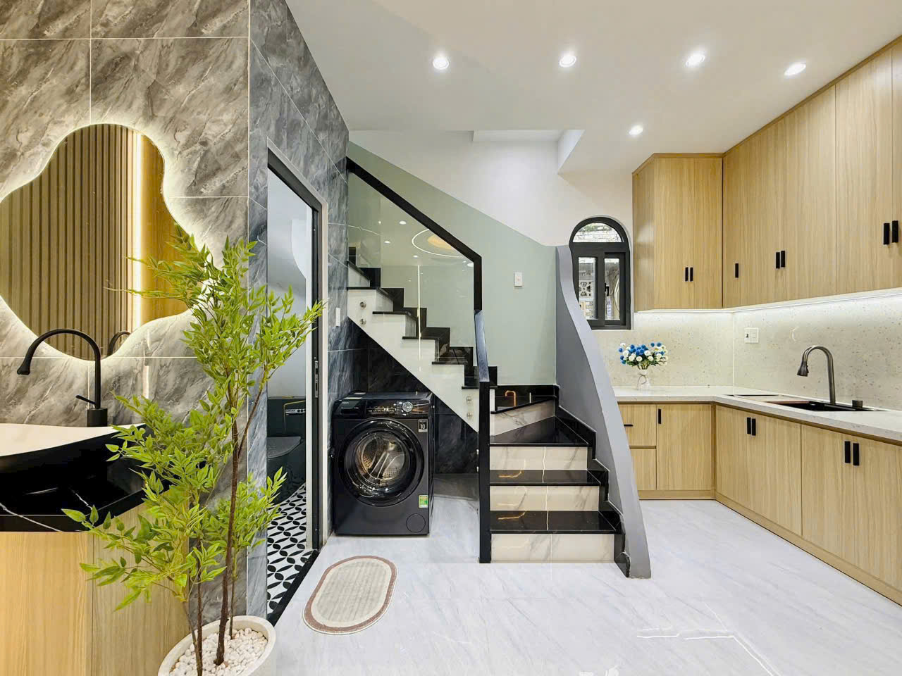 🏡 CẦN BÁN NHÀ ĐẸP - VỊ TRÍ ĐẮC ĐỊA - GIÁ TỐT 850 Triệu  📍 Vị trí: [ Huyện Bình Chánh ] - Ảnh 1