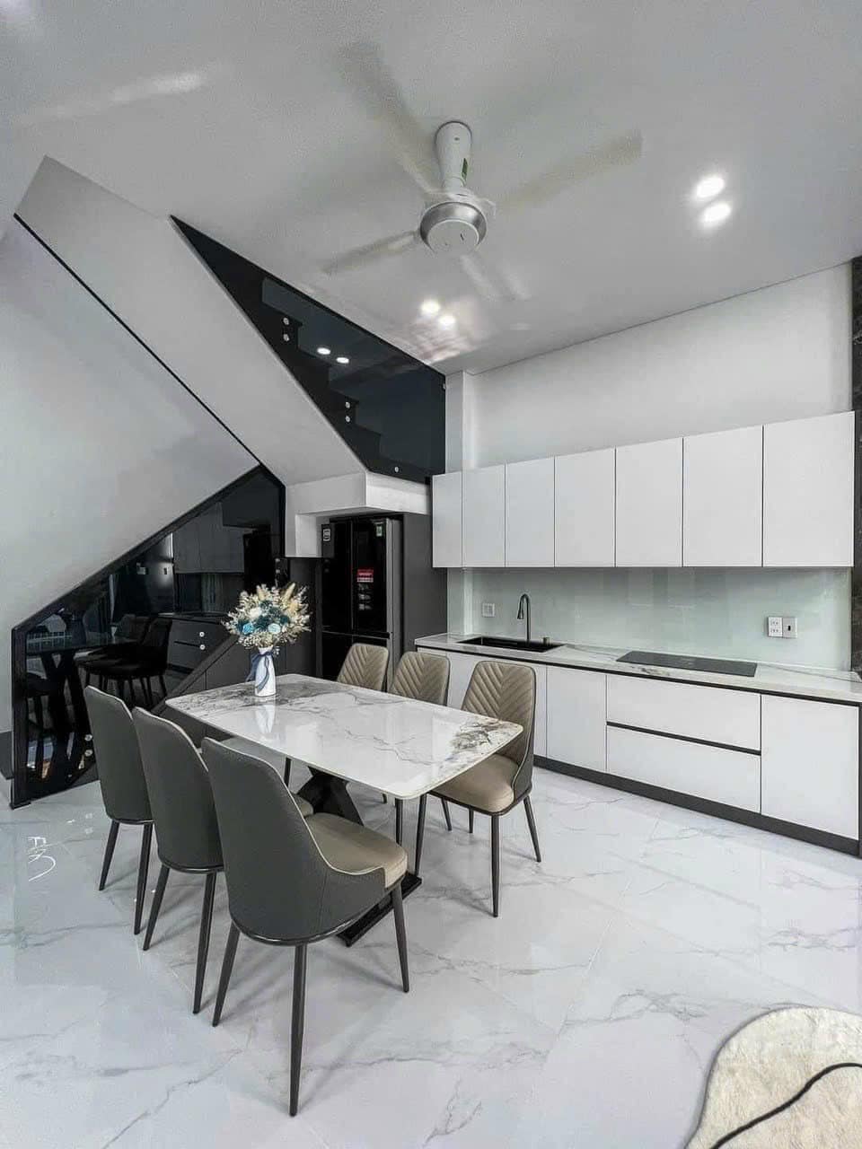 🏡 BÁN NHÀ 1 TRỆT 1 LẦU – VỊ TRÍ ĐẸP, GIÁ CHỈ 700 TRIỆU – CHỈ VIỆC DỌN VÀO Ở NGAY! - Ảnh 2