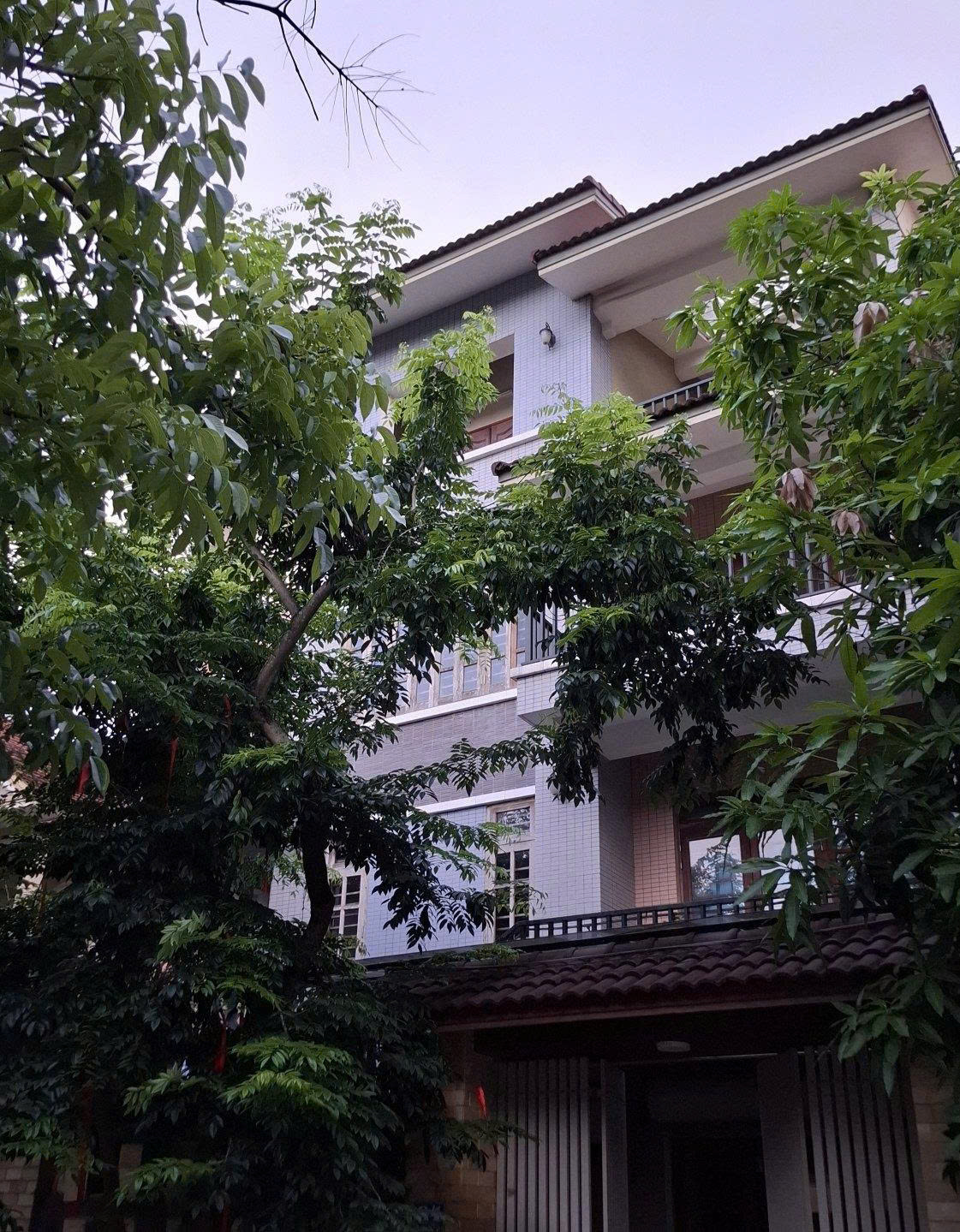 GIÁ TỐT – MÌNH CHÍNH CHỦ CẦN CHO THUÊ CĂN HỘ MẶT ĐƯỜNG Ở P.HƯNG DŨNG - TP. VINH - Ảnh chính