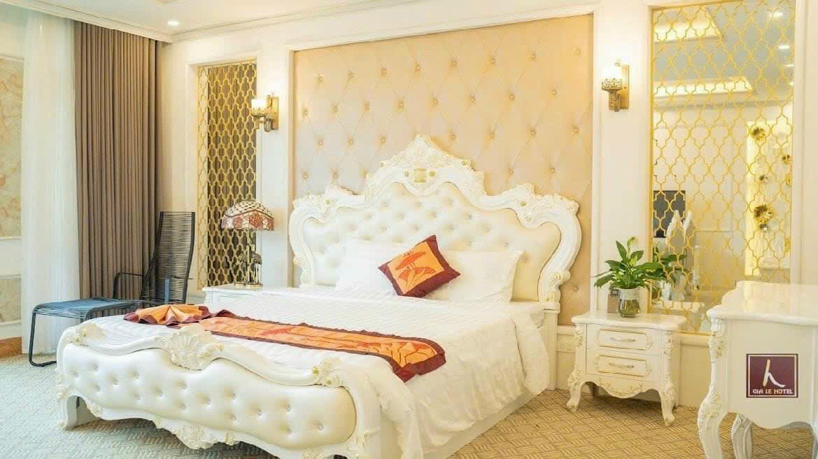 Bán khách sạn mặt phố Hàng Dầu, 105m2, 9 tầng thang máy, mặt tiền 4.5m, 109 tỷ, KD đỉnh - Ảnh chính