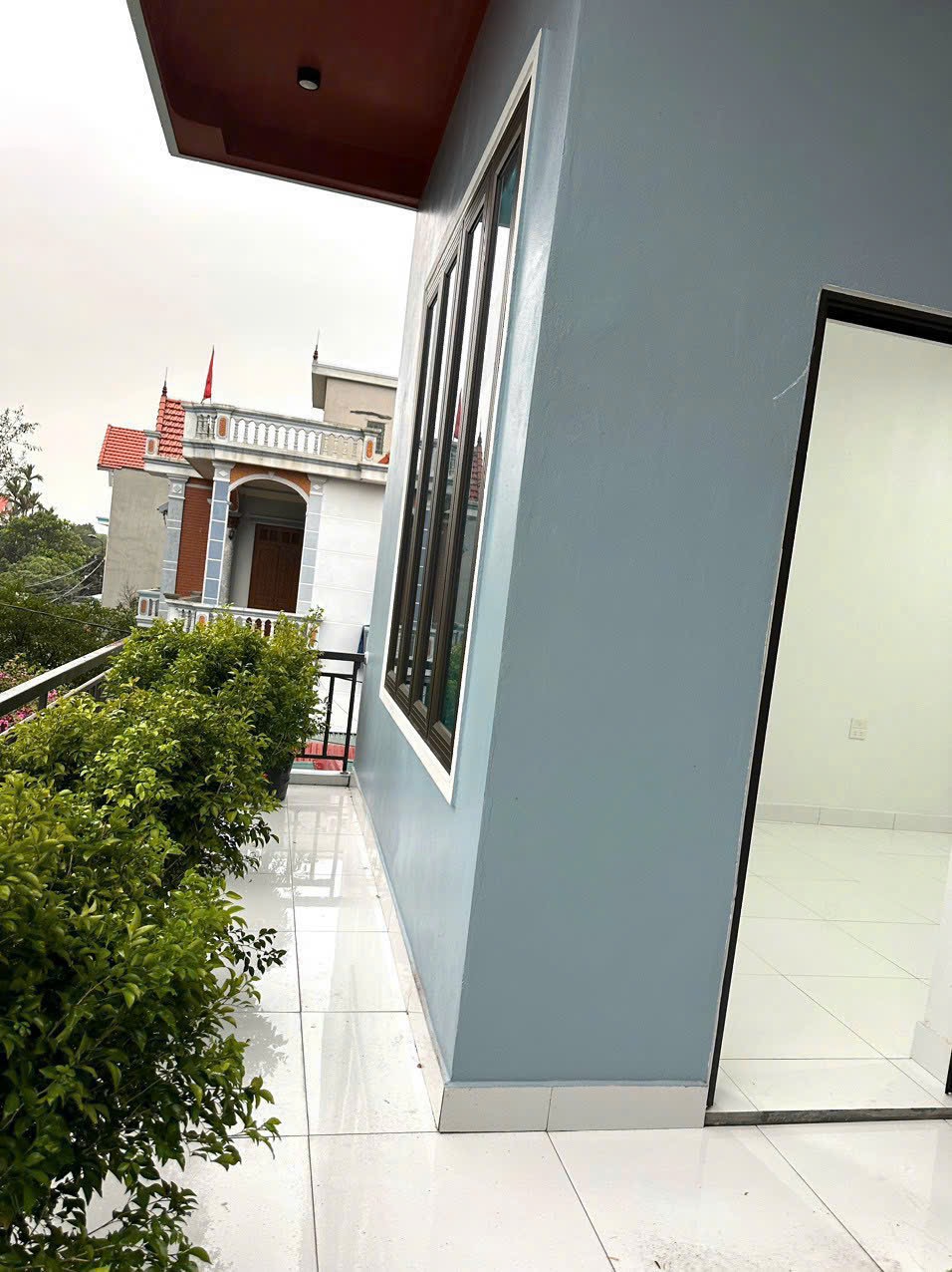Bán lô góc sẵn nhà 2 tầng tại Lai Cách Cẩm Giàng đường ô tô tránh nhau - Ảnh 3