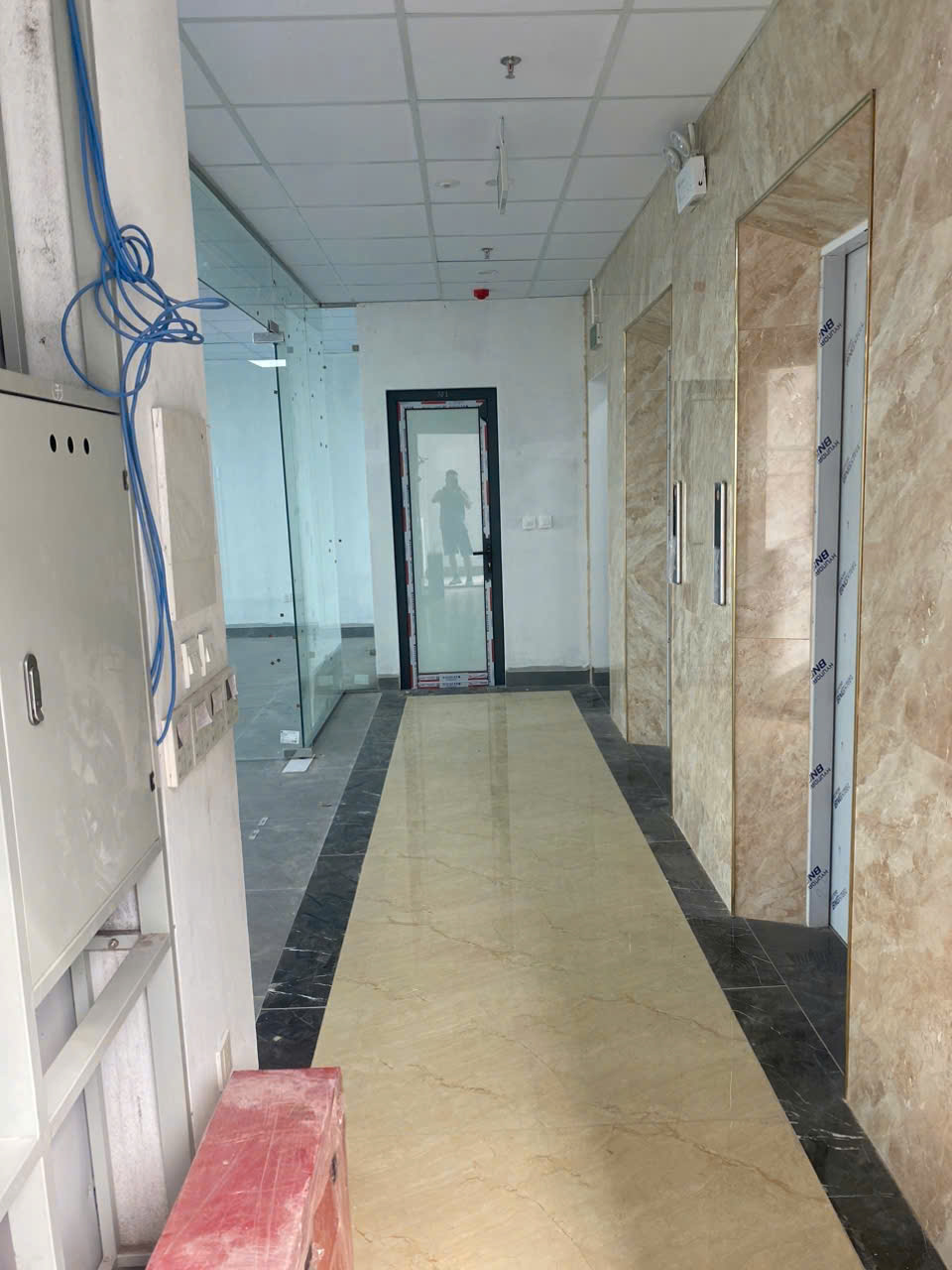 CHÍNH CHỦ CHO THUÊ MẶT BẰNG LÀM VĂN PHÒNG, QUÁN CÀ PHÊ VIEW TẦNG 8 BAO TRỌN TÂN TRIỀU - Ảnh 4