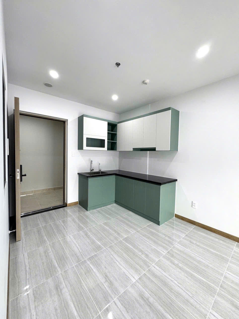 Thuê Chung Cư 2PN Ban Công Bcons, Phúc Đạt, HT Pearl gần ĐH BKU, USSH - Ảnh 3